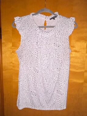 Adrianna Papell White Sleeveless Dot Ruffle Shoulder Blouse